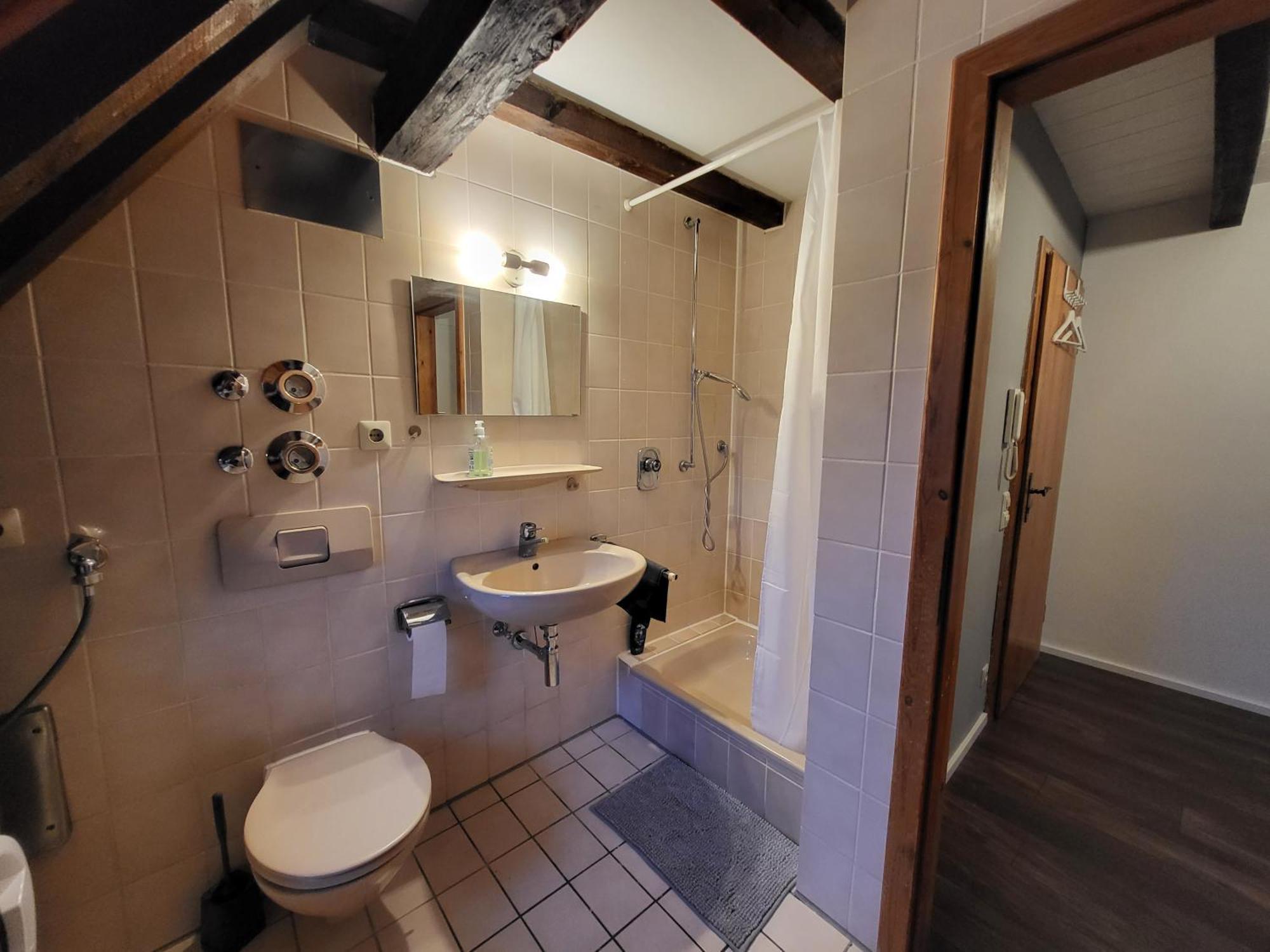 Fachwerk Maisonette In Nuertingen Esterno foto